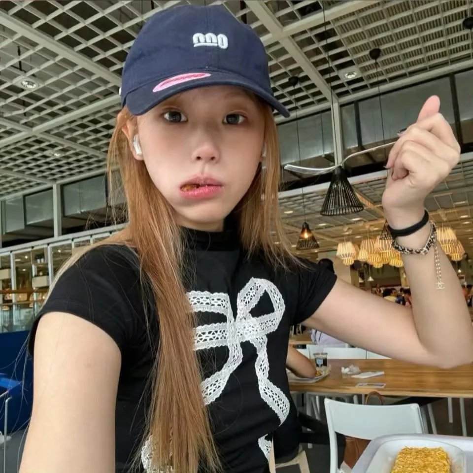 凸槌俏女警